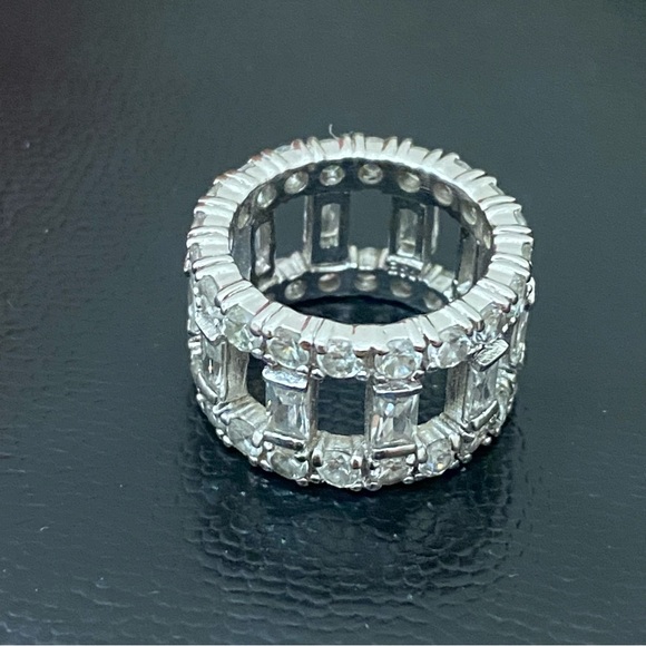 925 RSE Silver Cubic Zirconia Eternity Ring Size 7 11.1g - Picture 7 of 16